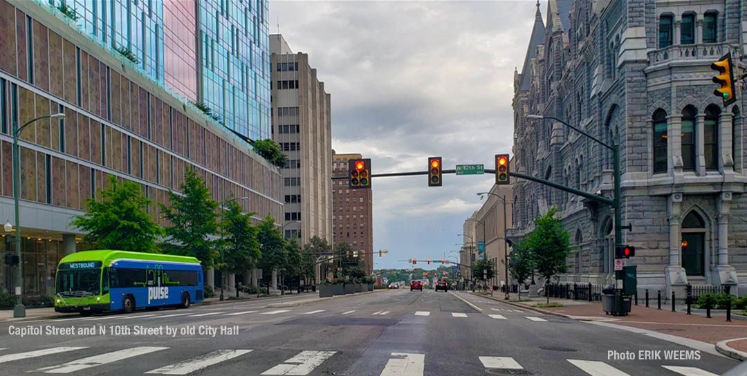Capitol Street at N 10th Street by the Old Richmond City Hall